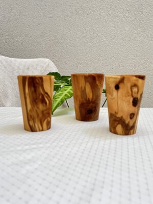 Verre en bois ( Gobelet)