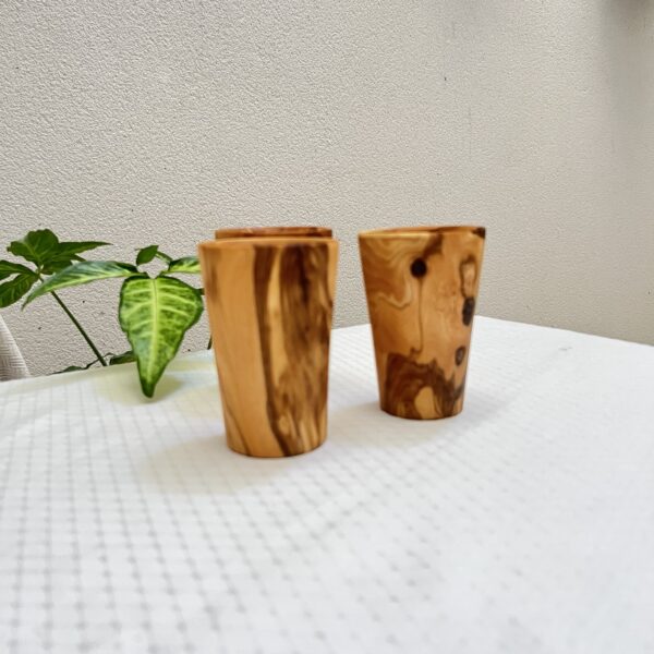 Verre en bois ( Gobelet)