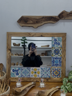 Miroir en bois d’Olivier et zelidj