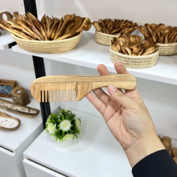 Peigne (مشط)